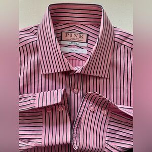 Thomas Pink
All cotton striped dress shirt Size 16.5”neck